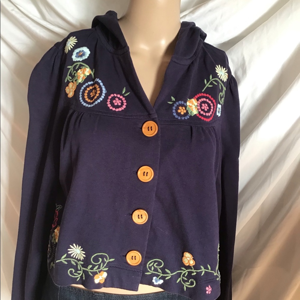 Cute embroidered sweater/hoodie by Saturday Sunday